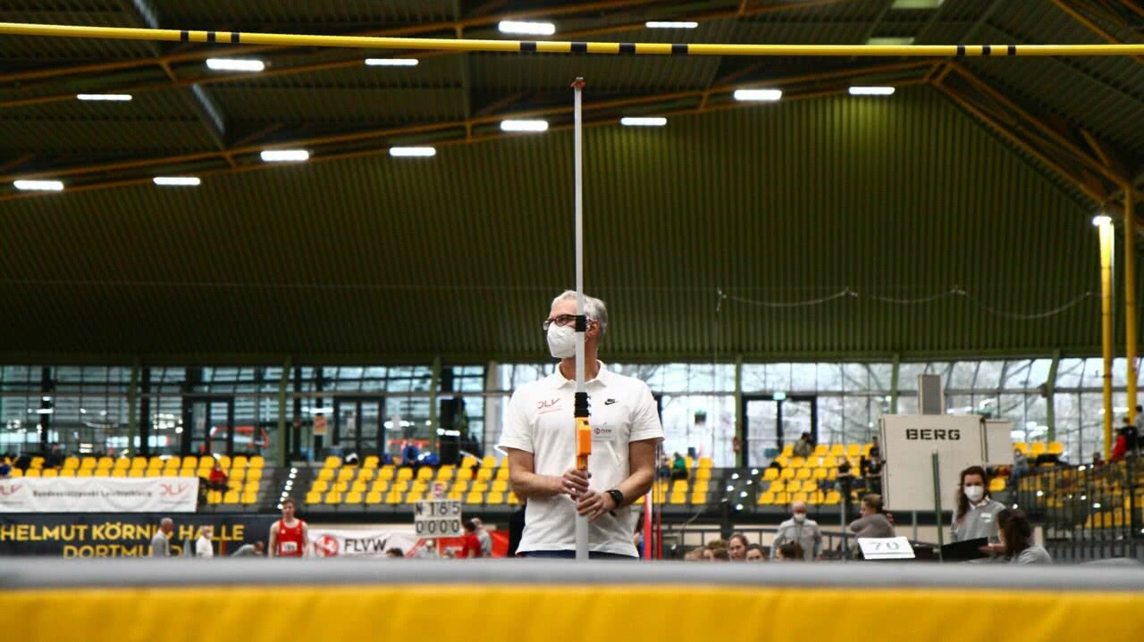 Leichtathletik_Wettkampf_Kampfrichter
