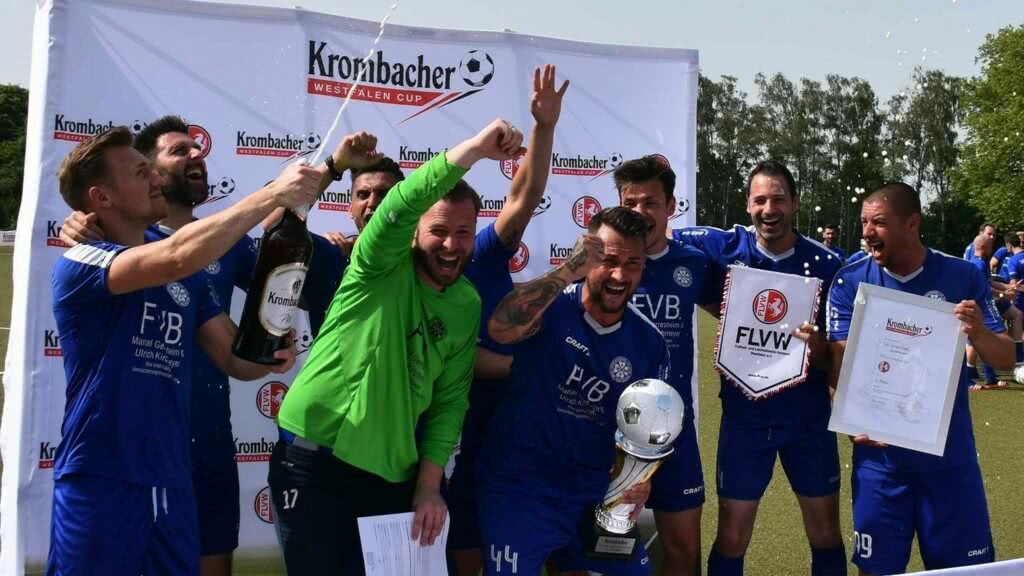 Die SG Falkenhorst-Horsthausen holt den Krombacher Westfalen Ü32-Cup