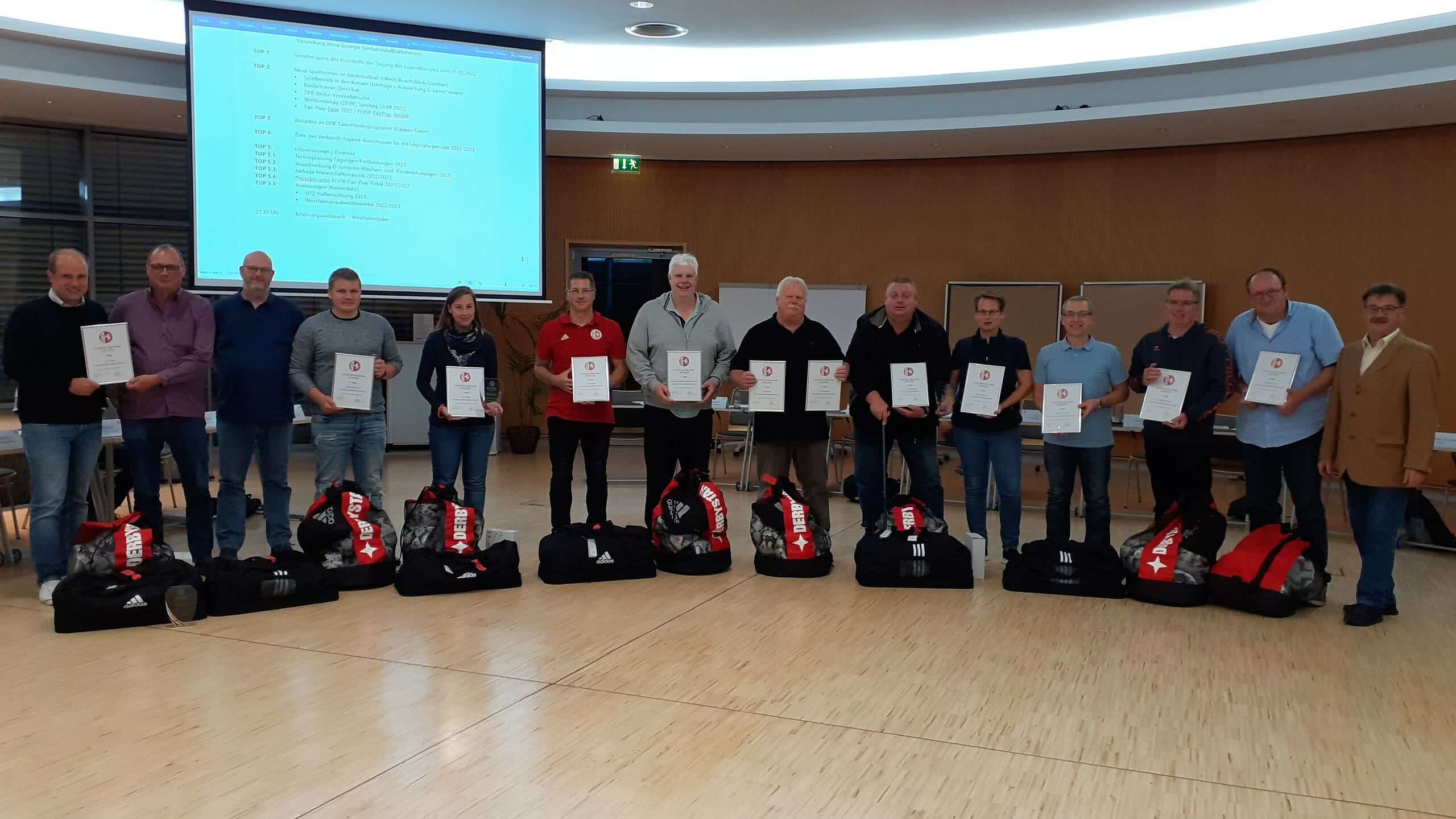 Ehrung der Sieger des FLVW-Fair-Play-Pokals 2021/2022 - Fußball und