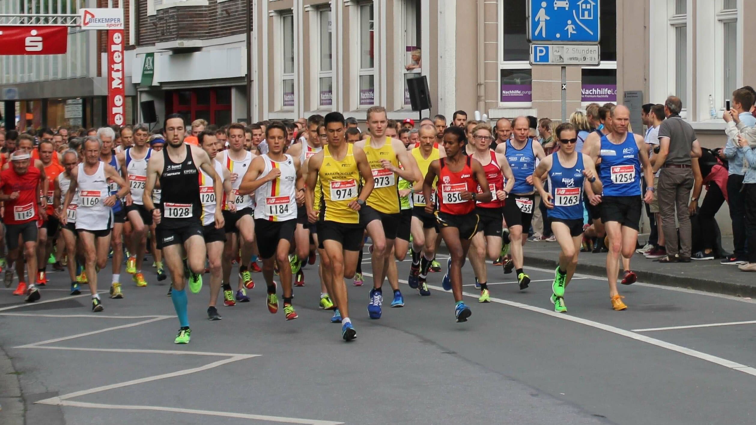 Deutsche Läufer*innen stehen beim Citylauf in Oelde im Fokus - Fußball