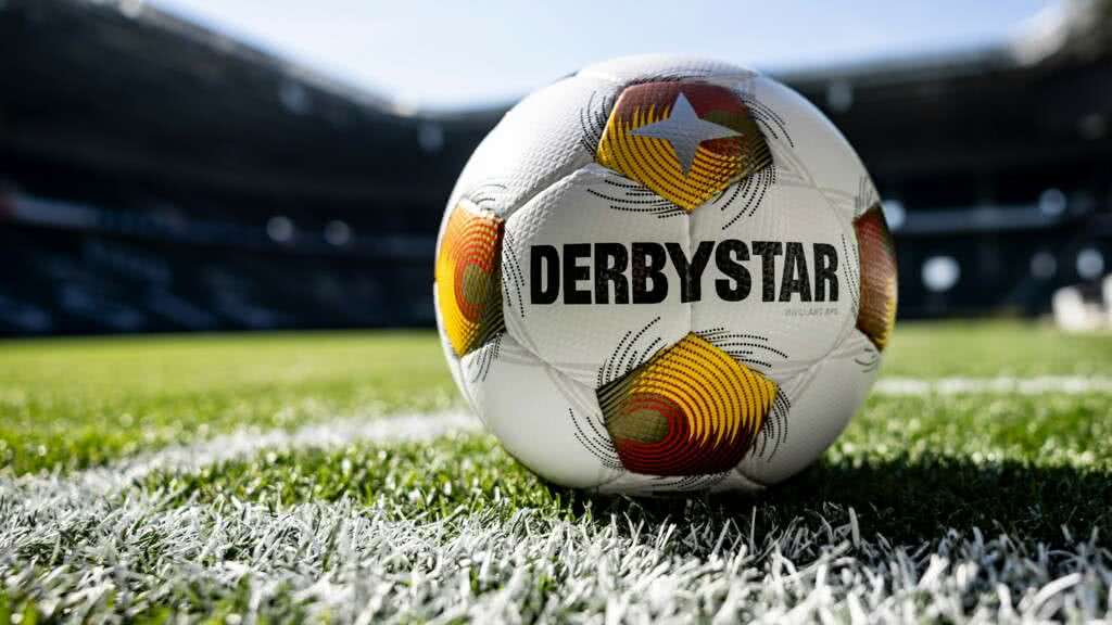 DERBYSTAR Spielball Finaltag der Amateure