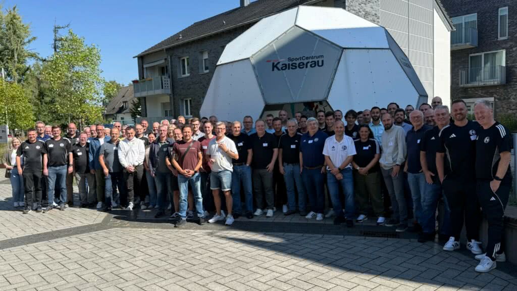 Schiedsrichter-Beobachter Tagung Gruppenbild